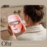 07_Ohr_LED_GlowMask_Charging_PDPGallery_v2.jpg